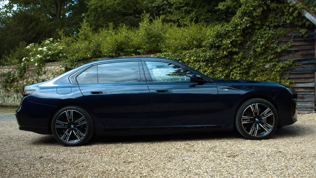 BMW i7 335kW eDrive50 Excellence 105.7kWh 4dr Auto Exec