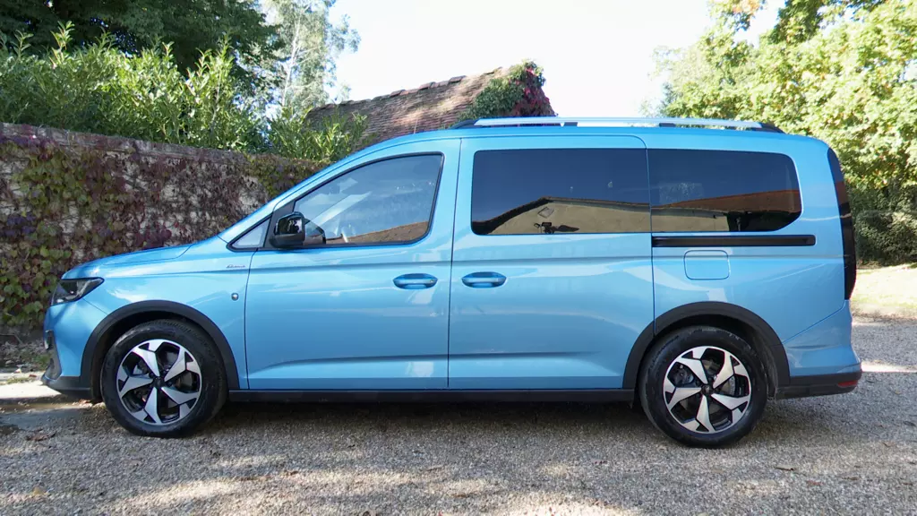 Ford Tourneo Connect 2.0 EcoBlue Sport 5dr 7 seat