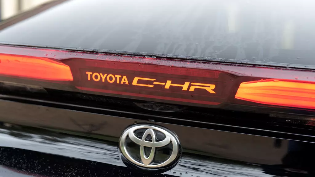 Toyota C-HR 2.0 PHEV GR Sport 5dr CVT Safety Pack